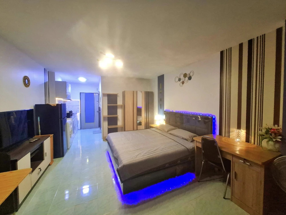 For rent: View Talay Jomtien Condominium 1-8, nice rooms, decorated in a cool tone, fully furnished, beautiful view, don't miss it.