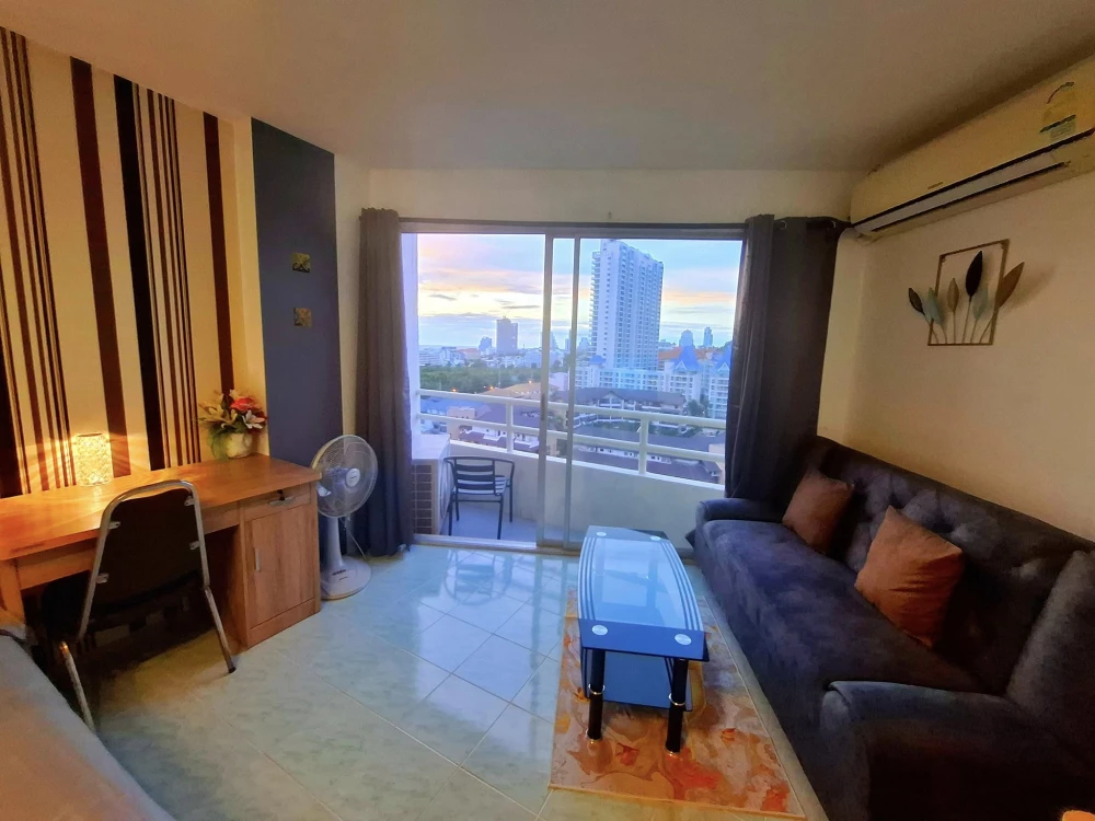 For rent: View Talay Jomtien Condominium 1-8, nice rooms, decorated in a cool tone, fully furnished, beautiful view, don't miss it.