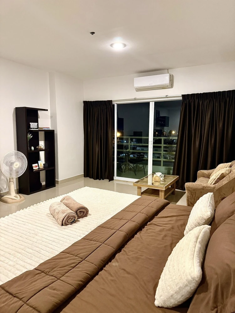 For rent View Talay Jomtien Condominium 1-8 Studio room, large living space, fully furnished, reserve now.
