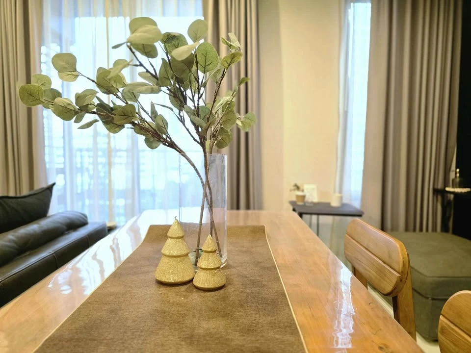 2-bedroom villa for rent in Asoke. Spacious living area, prime location, convenient transportation. Book now!