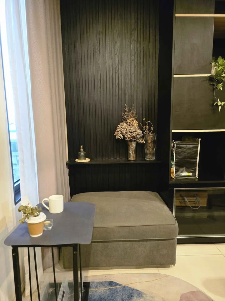 2-bedroom villa for rent in Asoke. Spacious living area, prime location, convenient transportation. Book now!