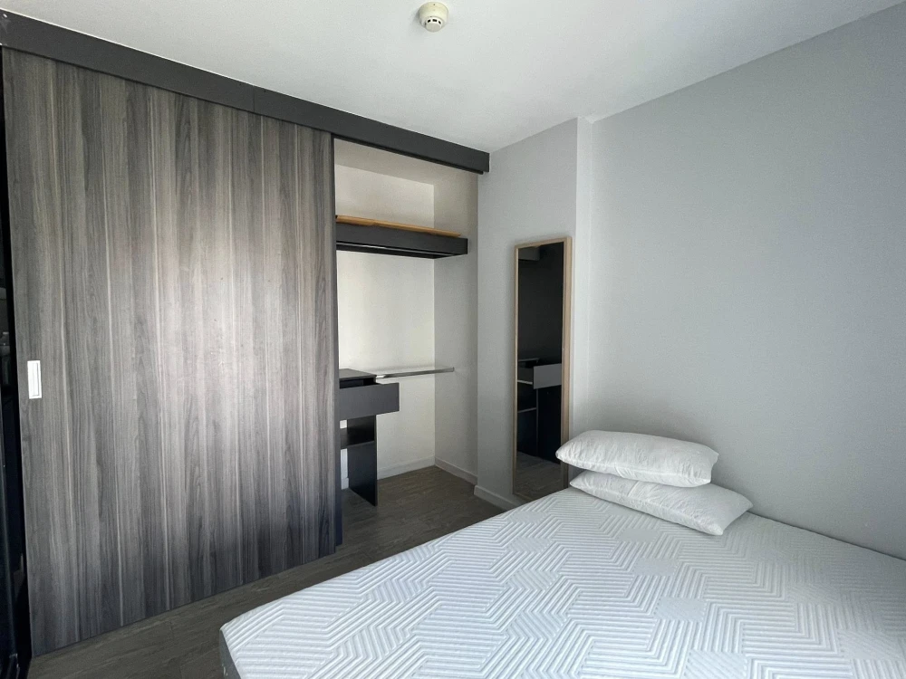 Villa Lasalle for rent, nice room, good location, comes with complete furniture and electrical appliances. Don't miss it.