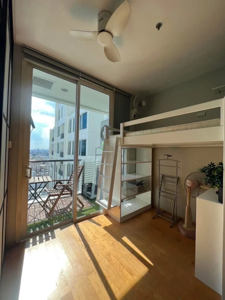 Villa Rachatewi for rent, decorated and divided into 2 bedrooms, warm atmosphere, quiet, suitable for both living alone or as a couple, don't miss it.