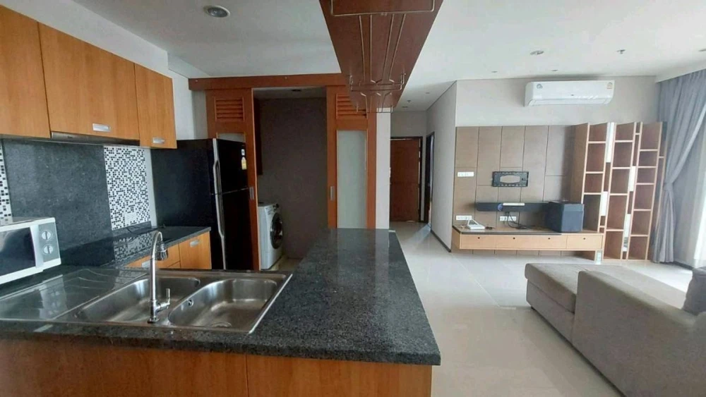 Villa Sathorn for rent, 17th floor, beautiful and spacious view, fully furnished, very livable. Book now! (Urgent!)