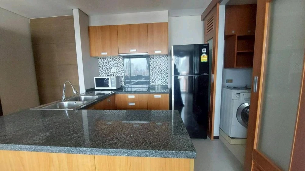 Villa Sathorn for rent, 17th floor, beautiful and spacious view, fully furnished, very livable. Book now! (Urgent!)