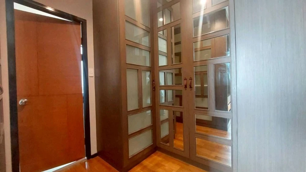 Villa Sathorn for rent, 17th floor, beautiful and spacious view, fully furnished, very livable. Book now! (Urgent!)