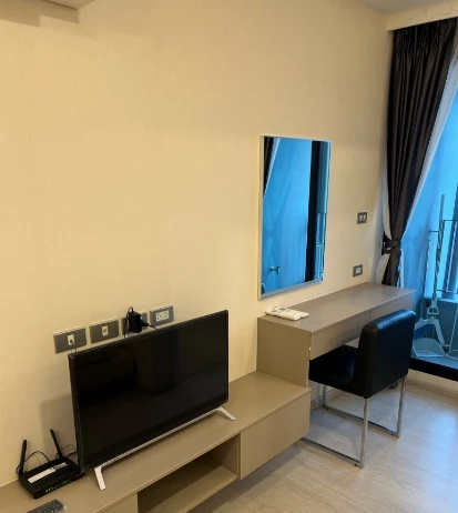 For Rent: VTARA Sukhumvit 36. A beautiful, inviting unit that comes fully furnished. Book now if interested!