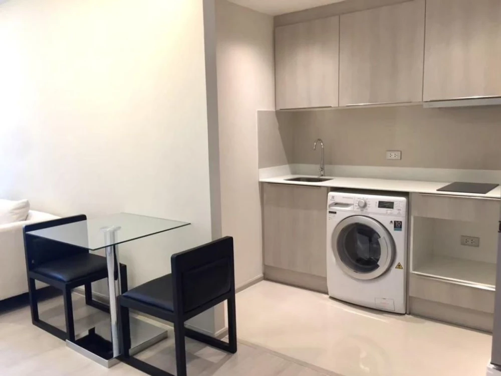 For Rent: VTARA Sukhumvit 36 ​​– fully furnished and ready to move in. Act fast—book now!