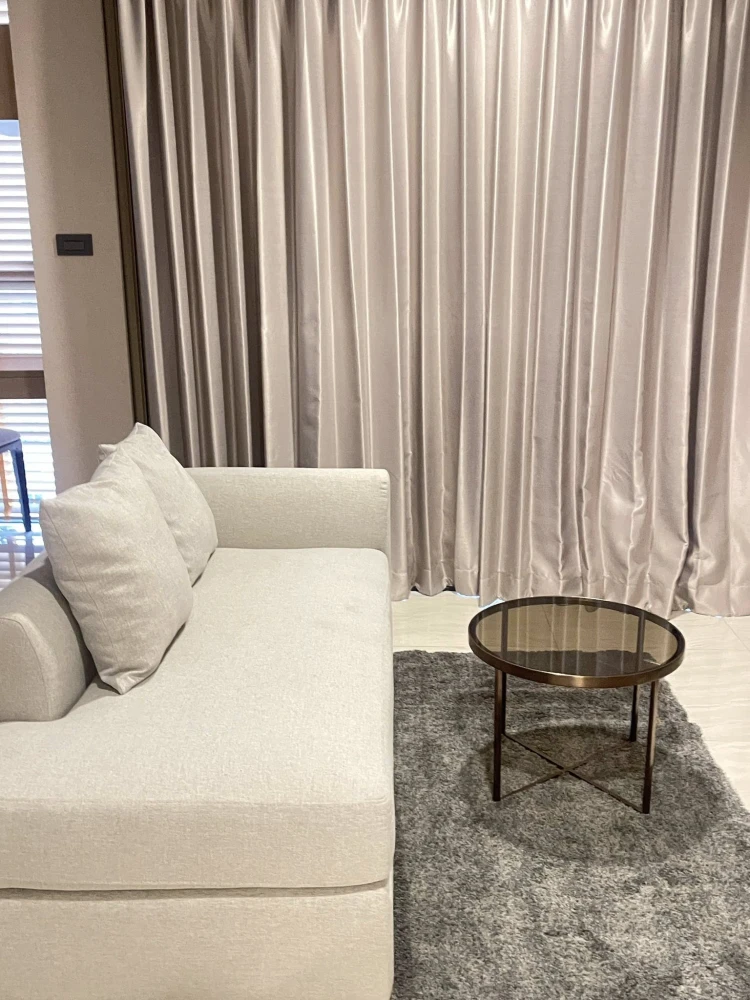For rent: Walden Asoke, 1 bedroom, 1 bathroom, spacious room, comfortable, not cramped, complete with electrical appliances, must book.