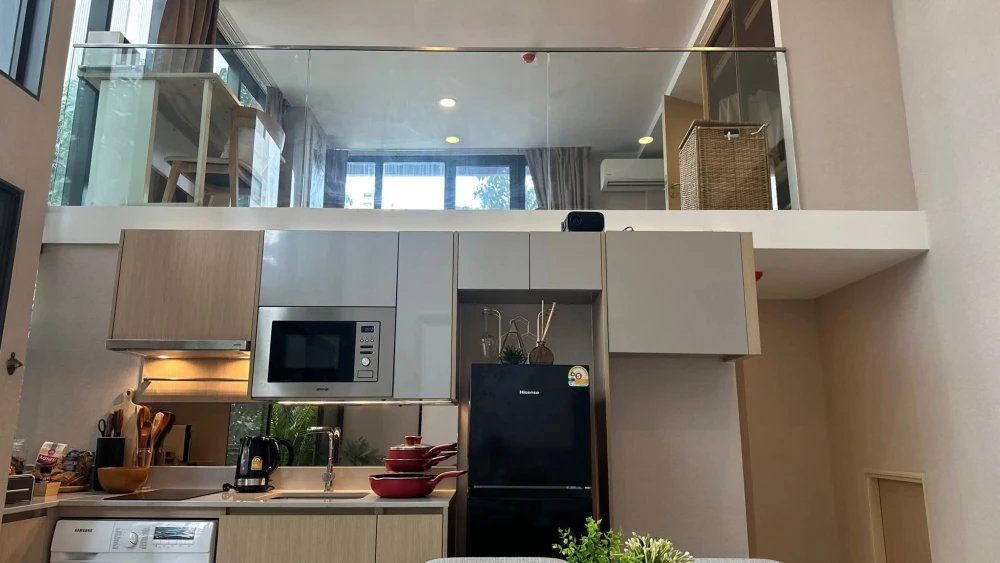 Walden Asoke for rent, spacious room, lots of usable space, good location, complete facilities, don't miss it.