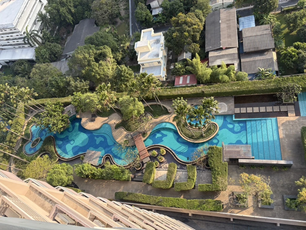 Watermark Chaophraya River apartment for rent. Ready to move in, fully furnished. Perfect for families, very comfortable. Book now!