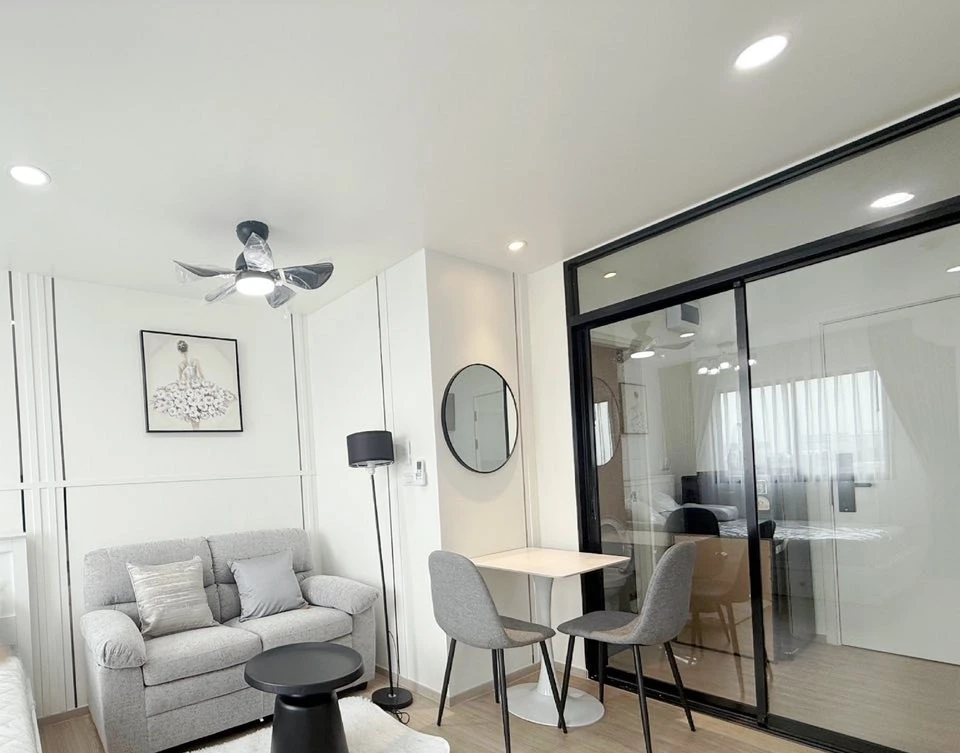 For rent: Wela Ramkhamhaeng 186, ready to move in, fully furnished, affordable price. Hurry and book now, don't miss out!