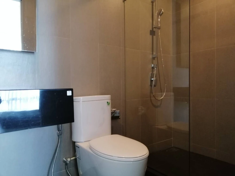 For rent: Whizdom Avenue Ratchada-Ladprao, 11th floor, corner room, fully furnished, ready to move in, reserve now.