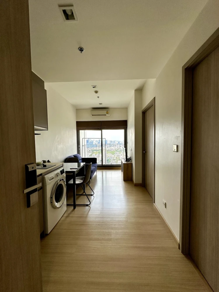 1-bedroom unit for rent at Whizdom Connect Sukhumvit, fully furnished with appliances. Book now!