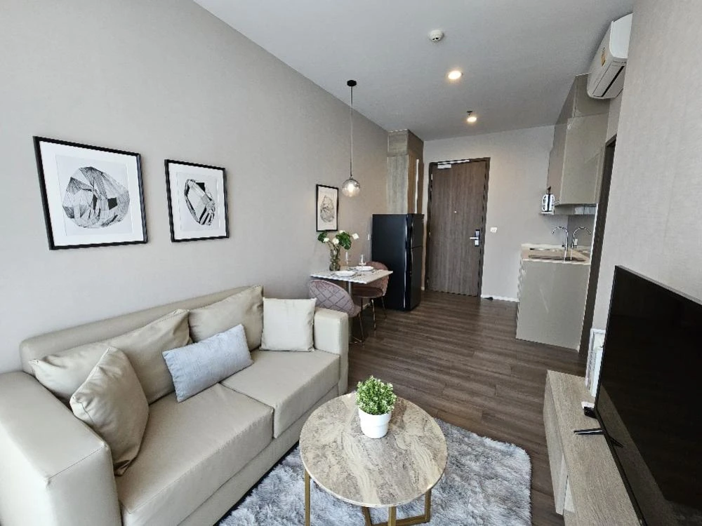 Whizdom Essence condo for rent, 11th floor, fully furnished. Book now!