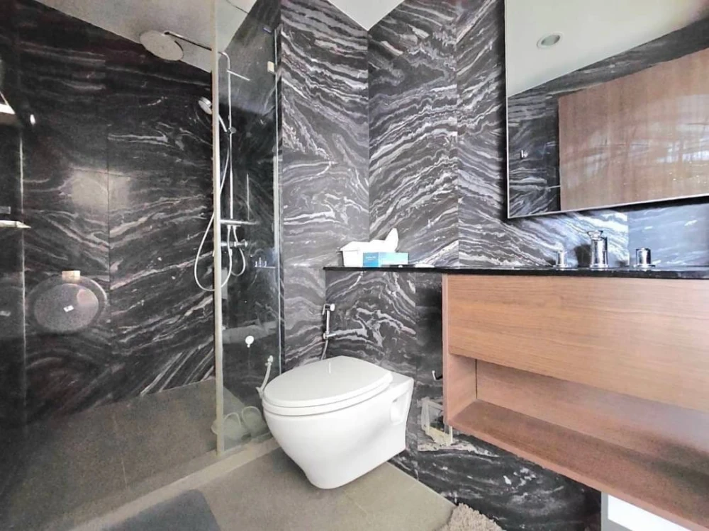 For rent: Whizdom Inspire Sukhumvit, 2 bedrooms, 1 bathroom, spacious living area. You won't be disappointed after booking.