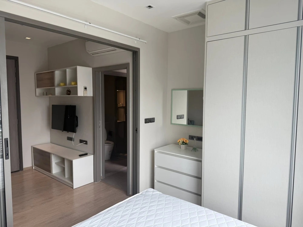 Whizdom Station Ratchada–Thapra for rent, a comfortable room with complete furniture, good location, convenient transportation, reserve now!