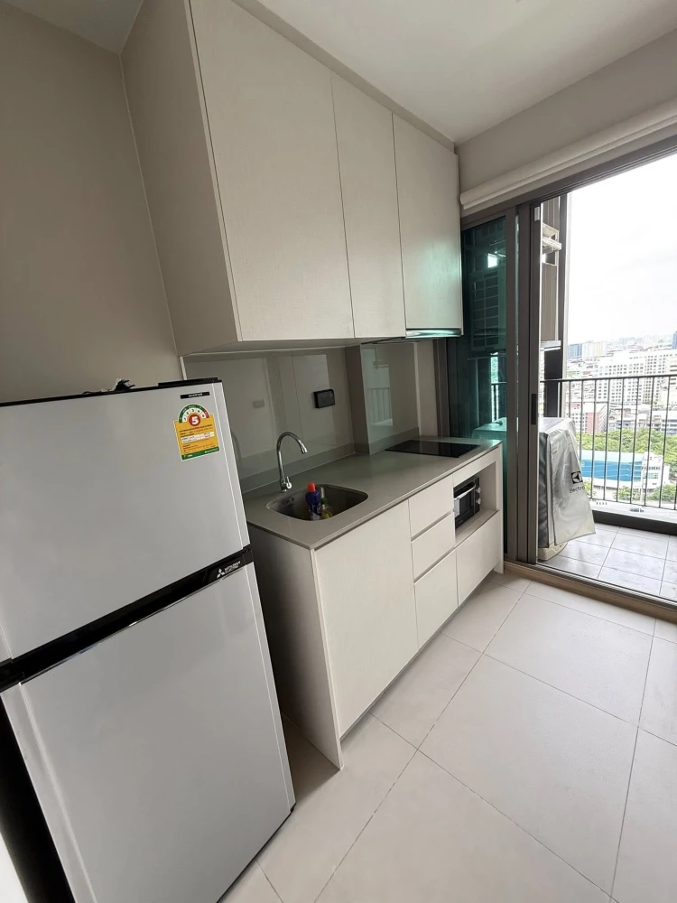 Whizdom Station Ratchada–Thapra for rent, a comfortable room with complete furniture, good location, convenient transportation, reserve now!
