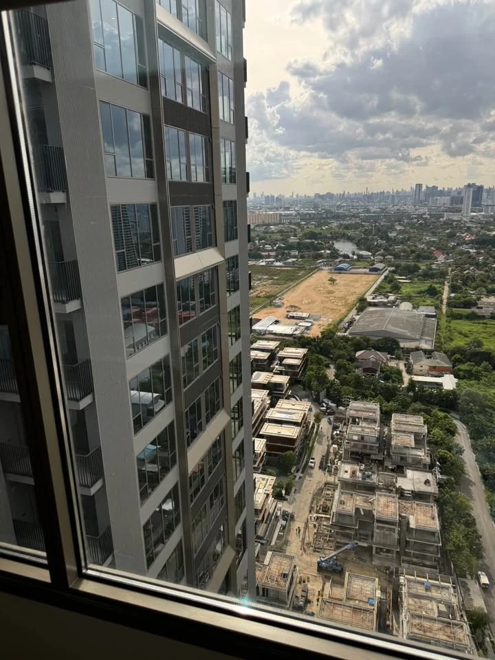 Whizdom the Forestia for rent, corner room, great view, lots of usable space, fully furnished, complete with electrical appliances, hurry and reserve