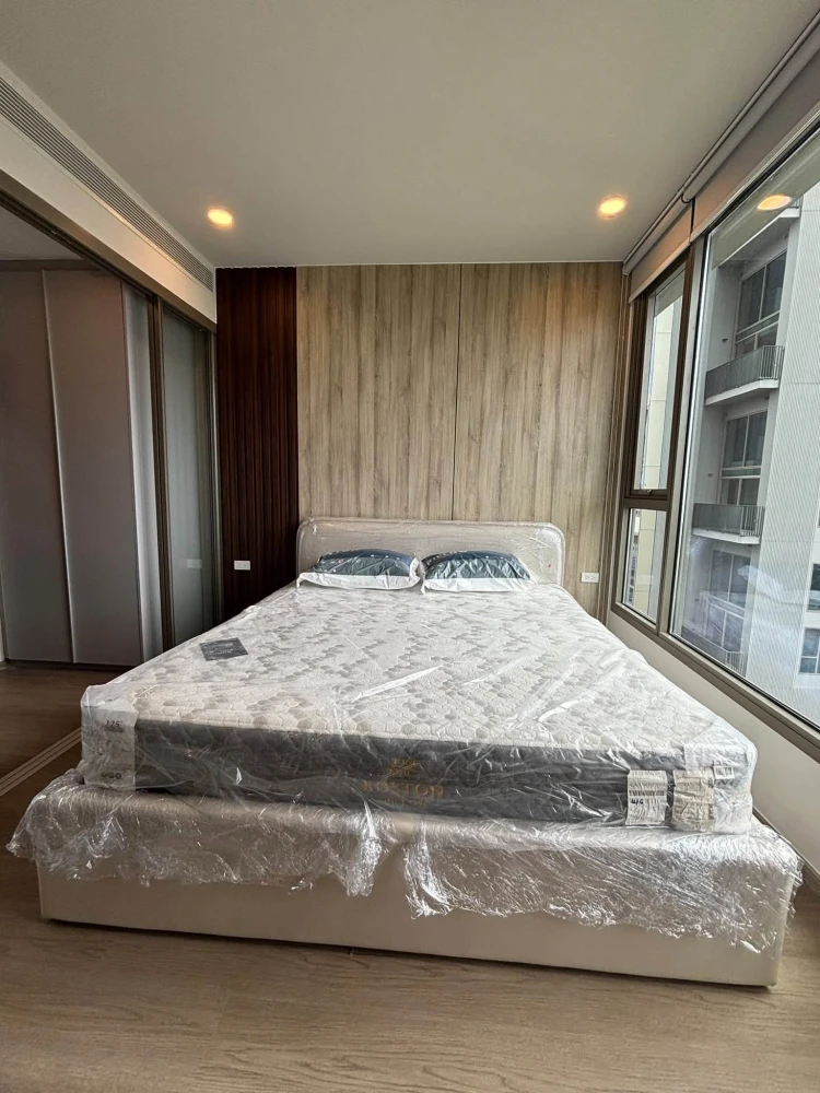 Rent condo Whizdom The Forestias