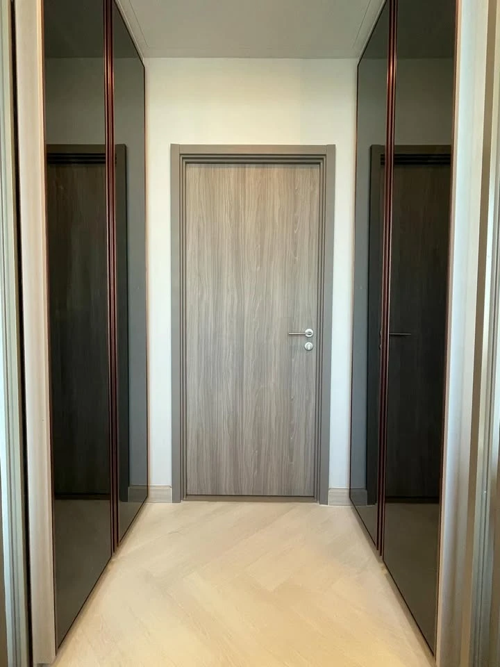 Whizdom The Forestias (Destinia) for rent, very spacious room, beautifully decorated with built-ins throughout the room, with gorgeous marble. Don't m
