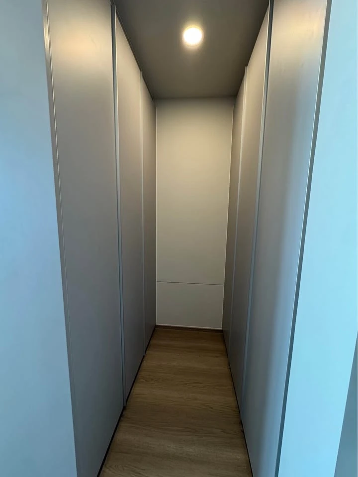 For rent: Whizdom THE FORESTIAS, room on the highest floor, airy location, not attached to the building opposite, always has a breeze, don't miss it.