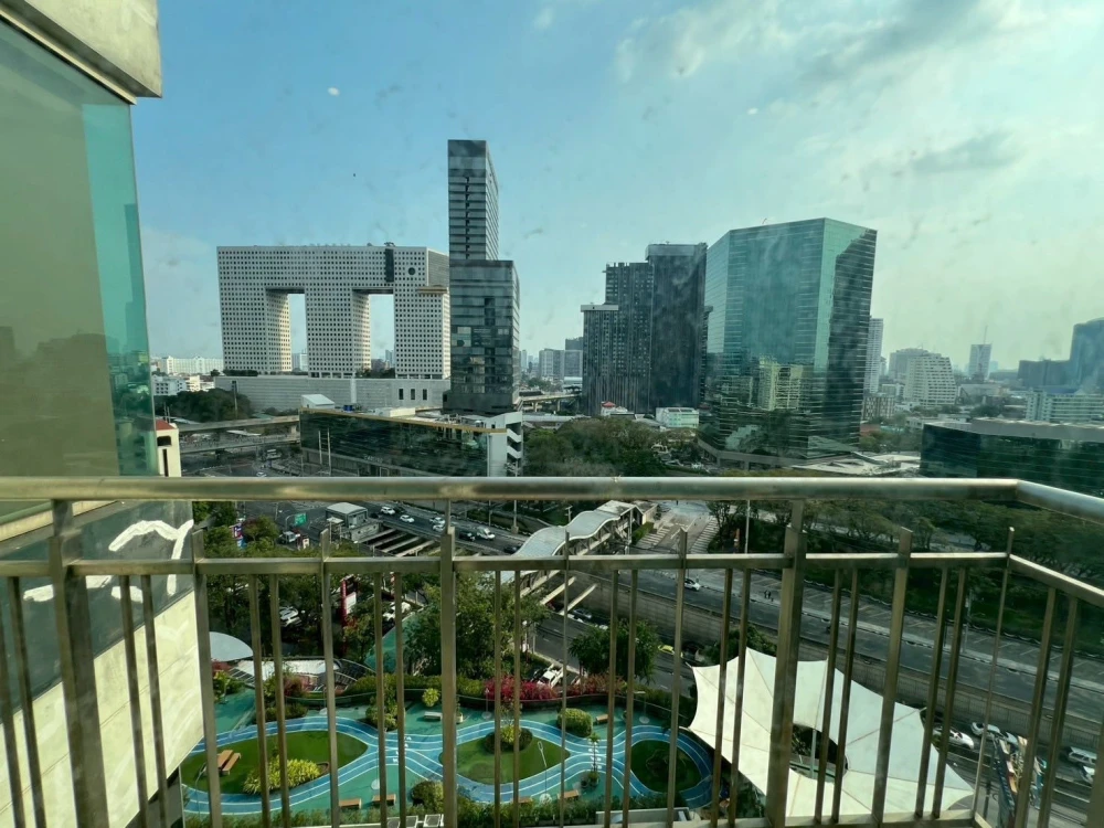 For rent: Wind Ratchayothin, Elephant Building view, bright, airy, comfortable, and breezy as the project name suggests. Don't miss out!
