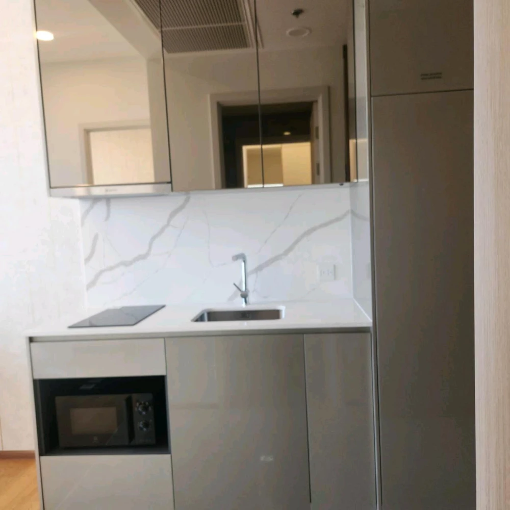 For rent: Wish Signature 2 Midtown Siam, 12th floor. Beautifully furnished and ready to move in. Book now!