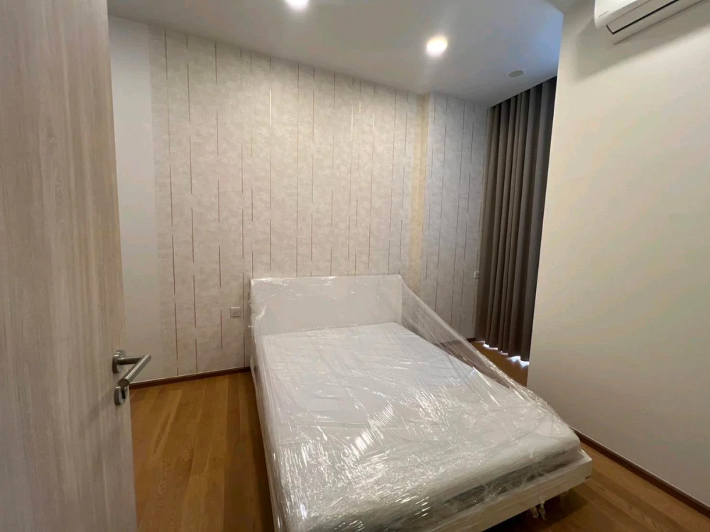 For rent: Wish Signature 2 Midtown Siam, 12th floor. Beautifully furnished and ready to move in. Book now!