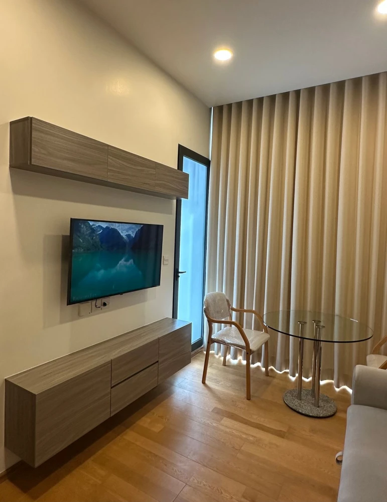 Wish Signature 2 Midtown Siam for rent, spacious room, comfortable, fully furnished, reserve now, hurry!