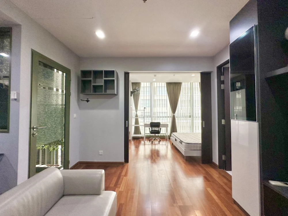 For rent: Wish Signature Midtown Siam, 10th floor, fully furnished unit, very comfortable. Book now!