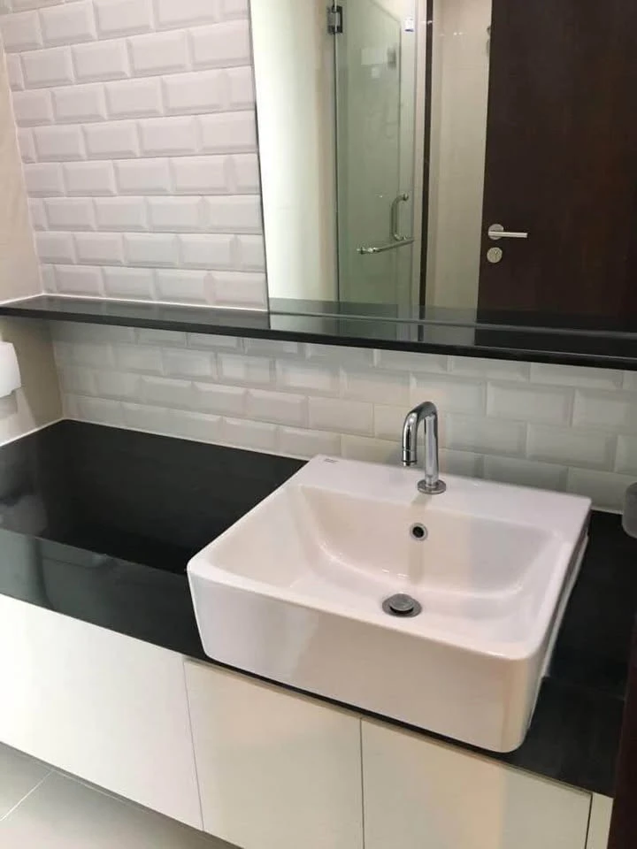 For rent: Wish Signature Midtown Siam, ready to move in, fully furnished, appliances included, just bring your bags and move in. Don't miss out!
