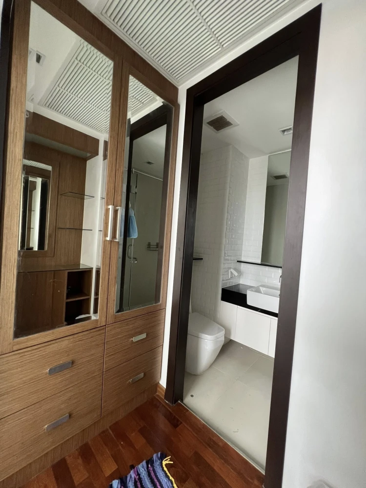For rent: Wish Signature Midtown Siam, ready to move in, furnished, built-in furniture, hurry and book now before you miss out!!!