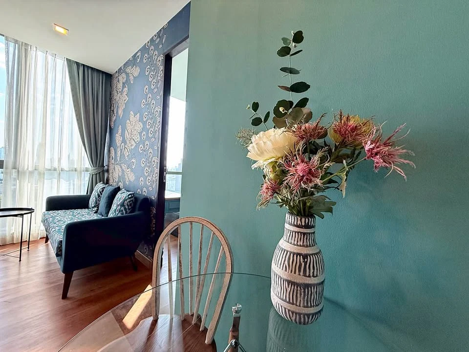 For rent: Wish Signature Midtown Siam, fully furnished and ready to move in. Book now before it's too late!!!