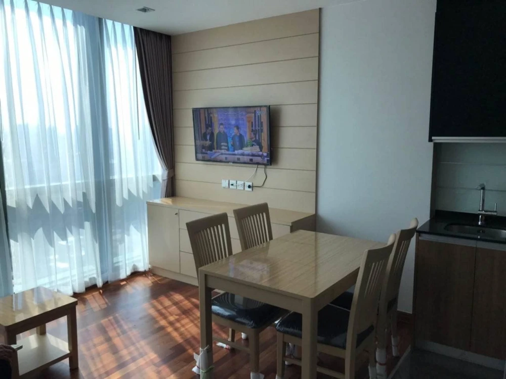 For rent: Wish Signature Midtown Siam, corner room with privacy, great price, hurry and reserve now!