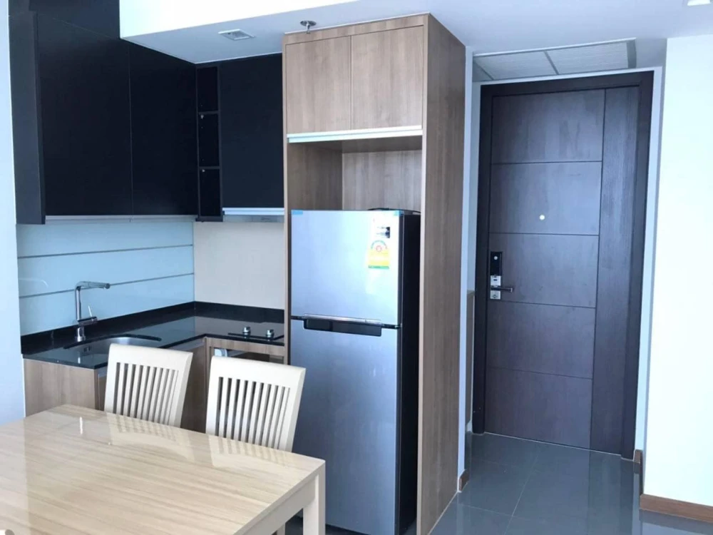 For rent: Wish Signature Midtown Siam, corner room with privacy, great price, hurry and reserve now!