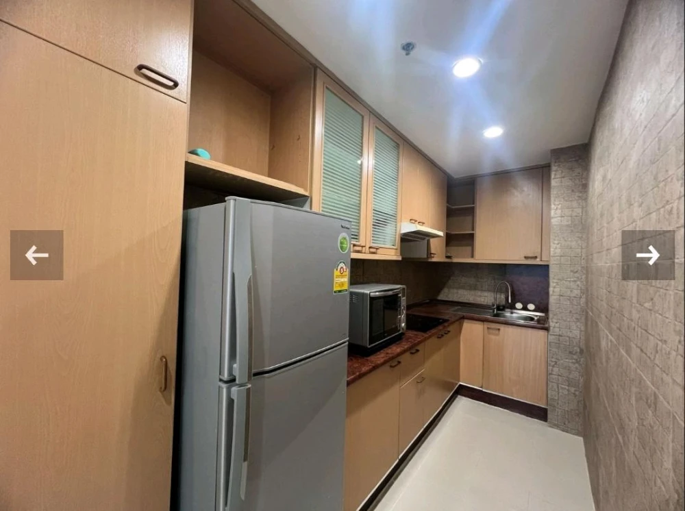 For rent: Wittayu Complex, 33rd floor, city view, fully furnished, ready to move in. Book now! Don't miss out!