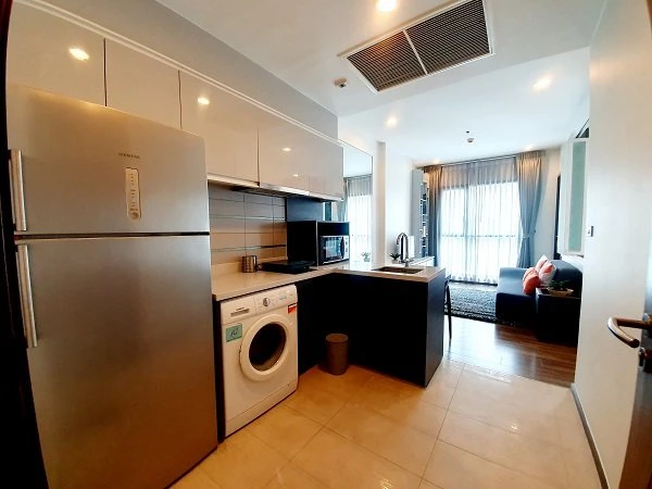 For rent: WYNE Sukhumvit, ready to move in, fully furnished, with all appliances. Just bring your bags and move in. Don't miss out!