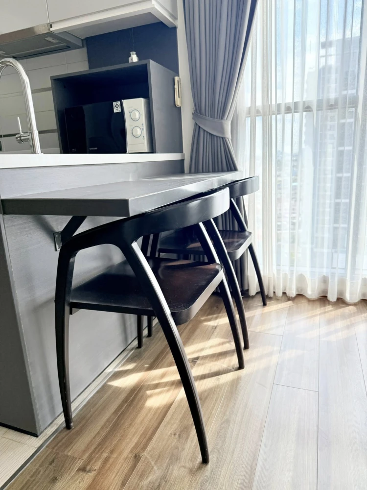 For rent: Wyne Sukhumvit, corner unit, beautiful view, immaculate condition, ready to move in!