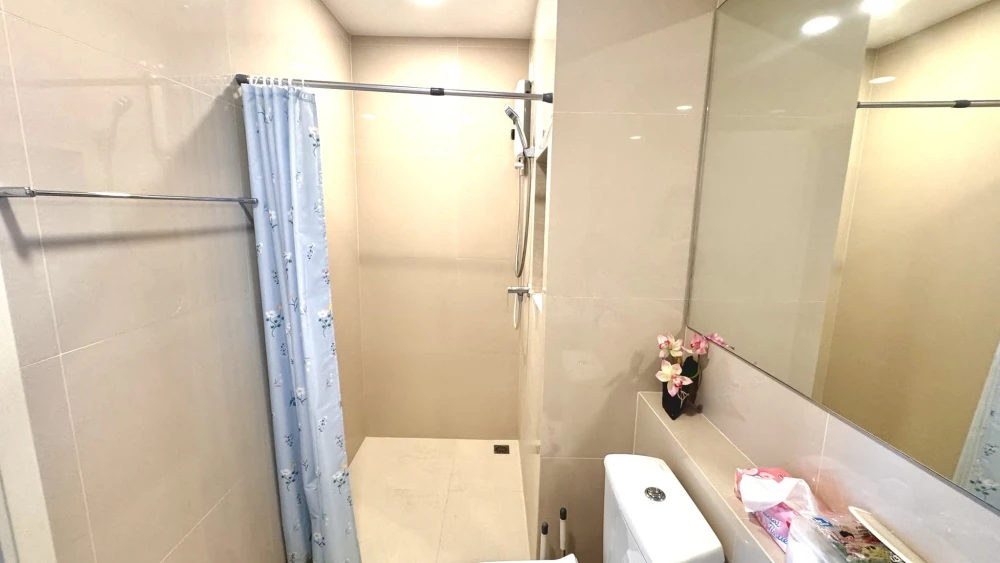 XIM Condo Suksawat for rent – ​​30th floor with Chao Phraya River views. Fully equipped with complete amenities. Book now—don't miss out!