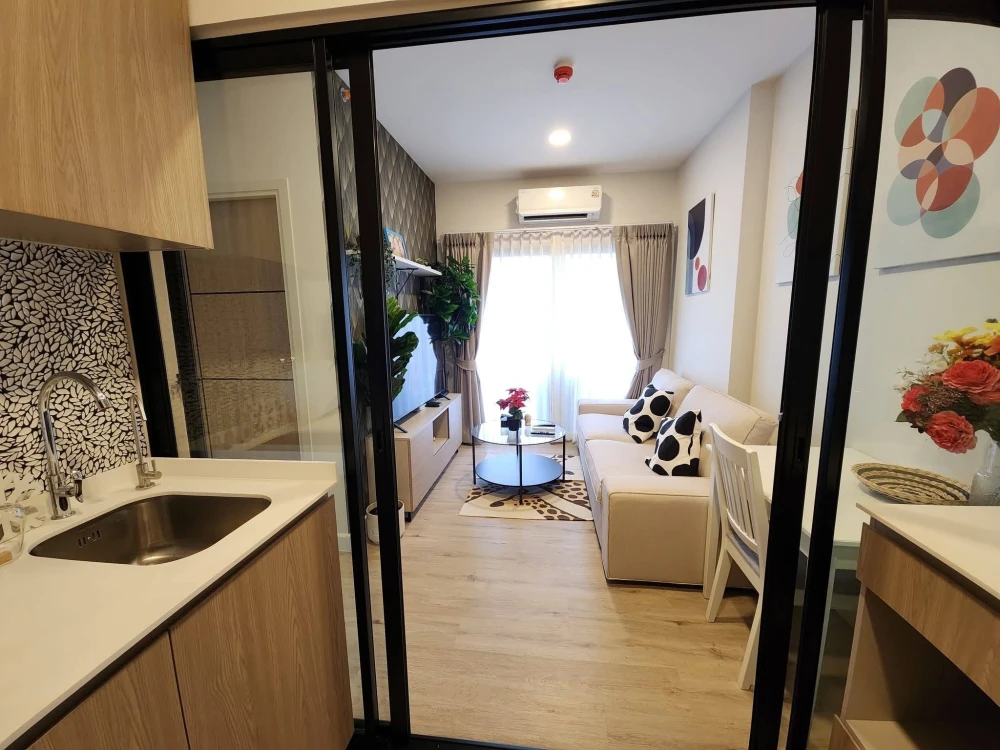 Xim Rama 3 - Suksawat condo for rent. Fully furnished and decorated throughout. Just bring your suitcase and move in!