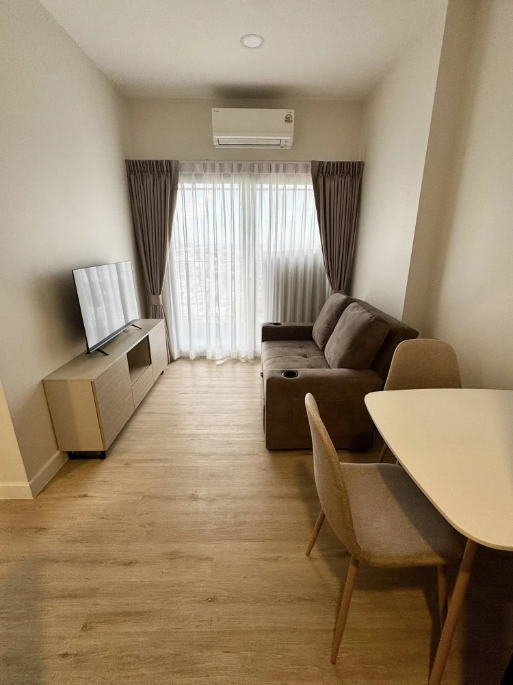 For rent: XIM Suksawat - Rama 3, a lovely unit on the 20th floor, fully furnished with appliances. Don't miss out!