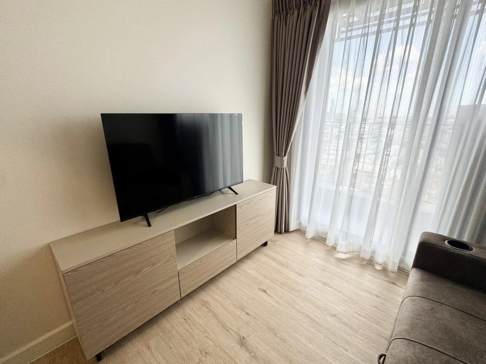 For rent: XIM Suksawat - Rama 3, a lovely unit on the 20th floor, fully furnished with appliances. Don't miss out!