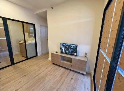 For rent: Xim Suksawat - Rama 3, 23rd floor, very high, fully furnished, just bring your belongings and move in.