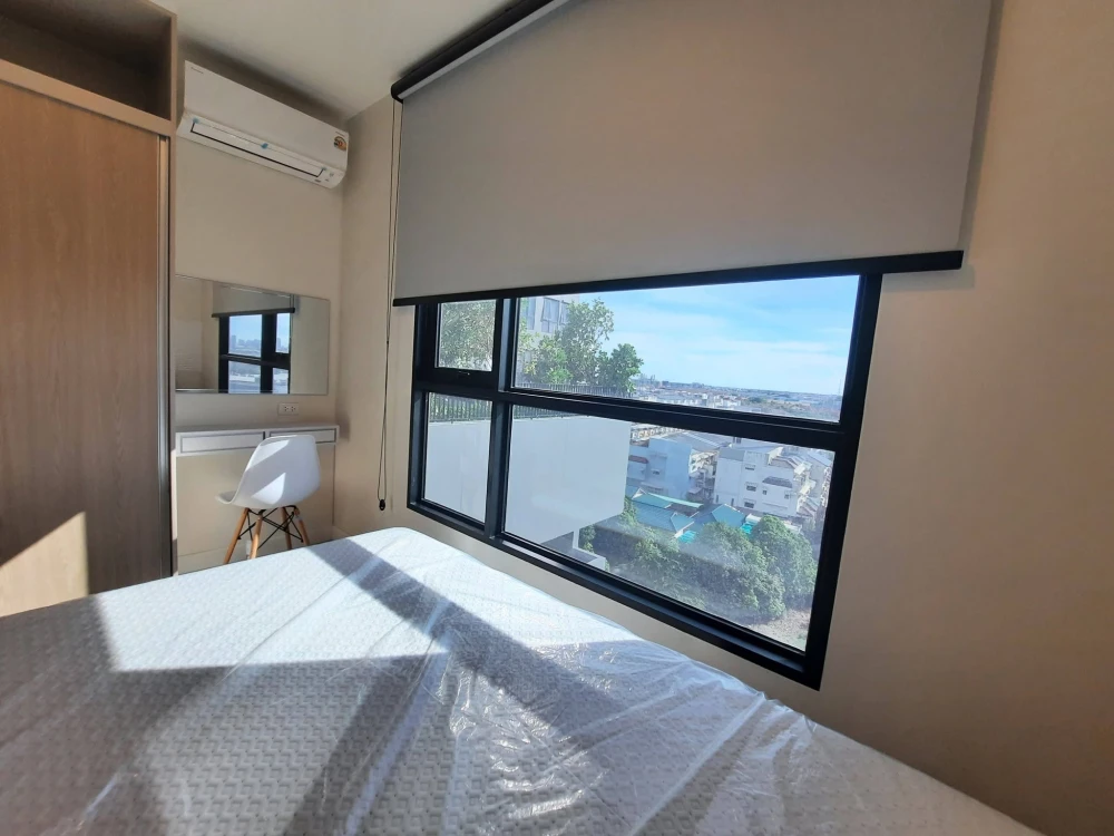 For rent: XIM Suksawat - Rama 3, 8th floor, near the park. Rear view, no road or dust, quiet and peaceful. Garden view. Don't miss out!