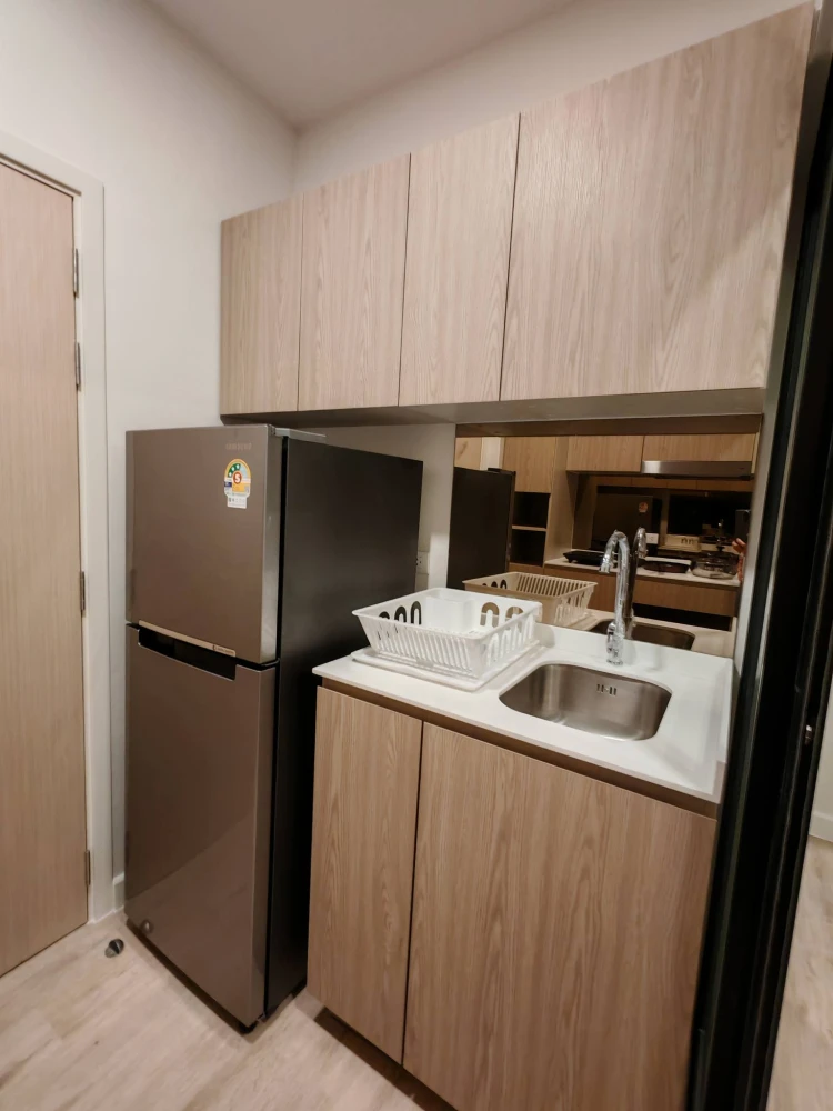 For rent: Xim Suksawat - Rama 3. City and river view from the balcony, no tall buildings obstructing the view. The room is divided into separate zones