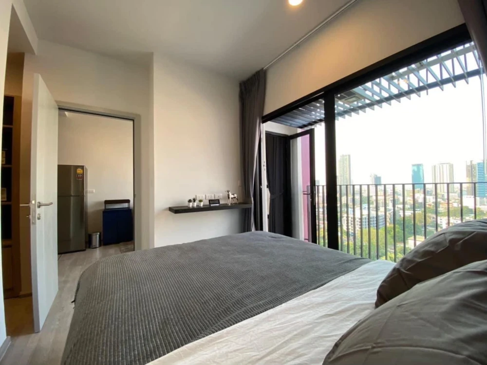 XT Ekkamai for rent, 1 bedroom, 1 bathroom, fully furnished and equipped, just bring your bags and move in!