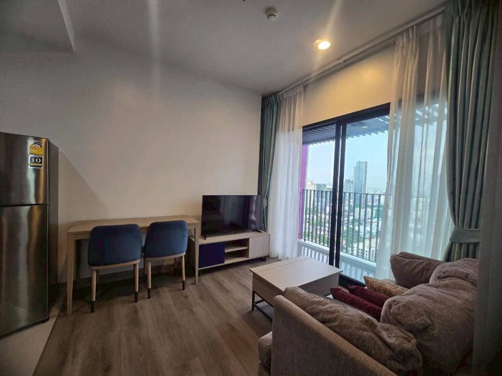 For rent: XT Ekkamai, 25th floor, fully furnished, nice room, reserve now, don't miss out, hurry!