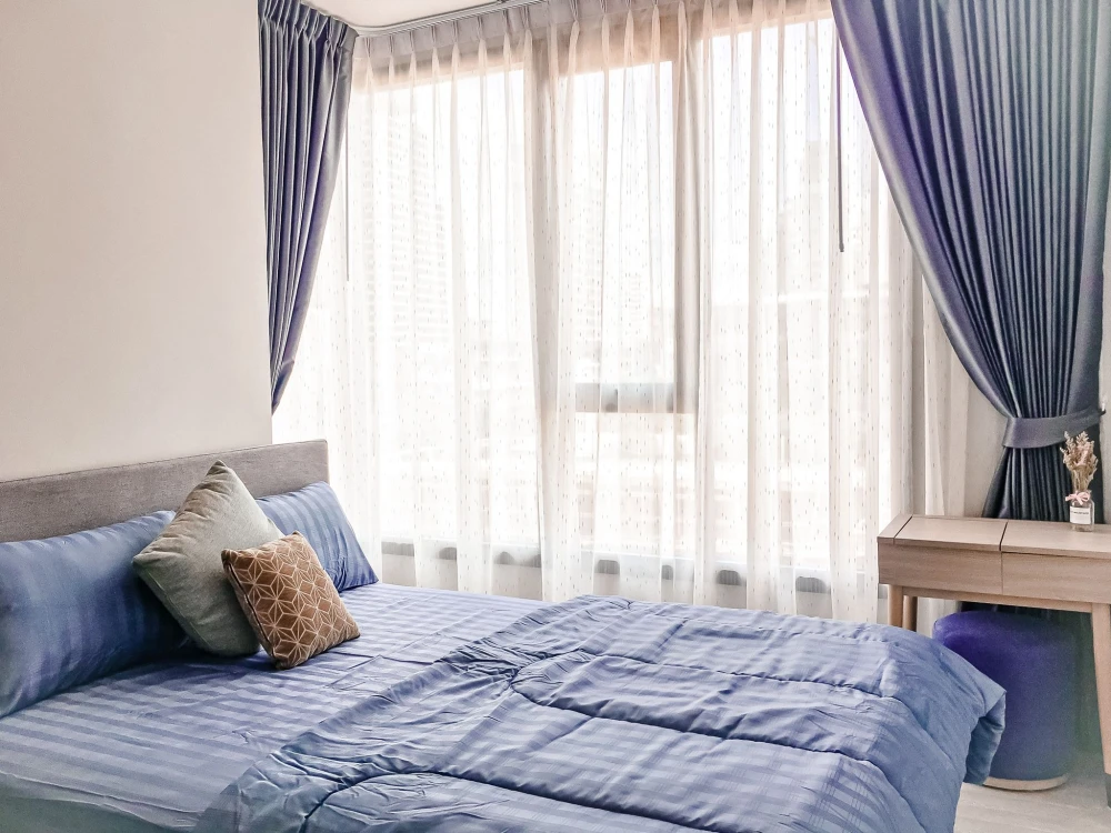 For rent: XT Ekkamai, 4th floor, fully furnished room, ready to move in. Reserve now, don't miss out, hurry!