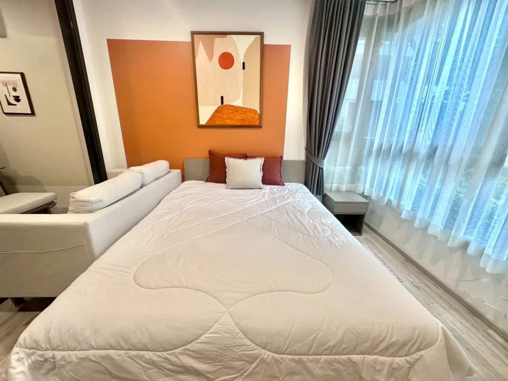 For rent: XT Huaikhwang, Building A, garden view, well decorated, very livable, ready to move in, hurry and book now.